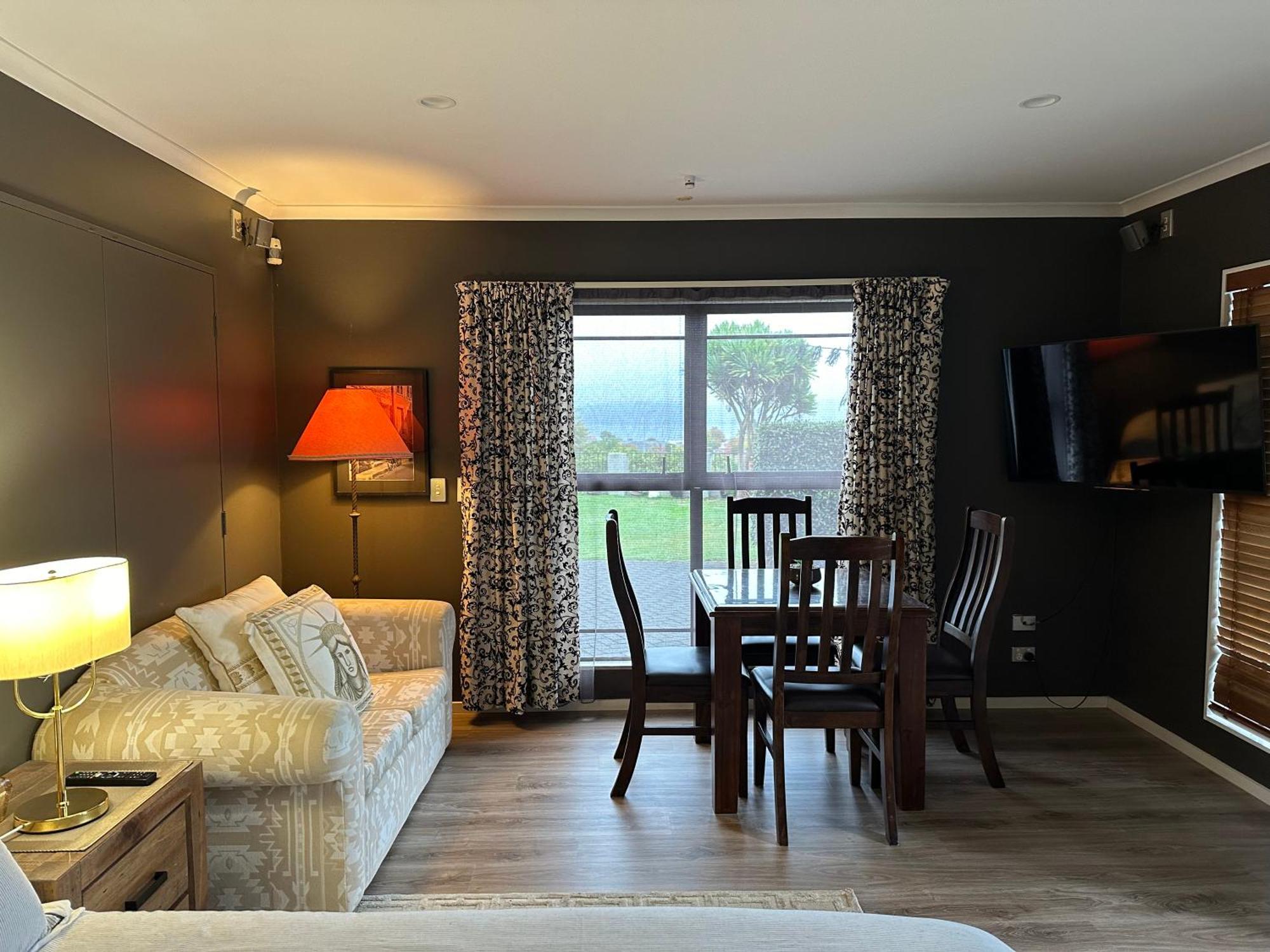 Lakeview Holiday Hideaway Lago Lago Taupo Exterior foto