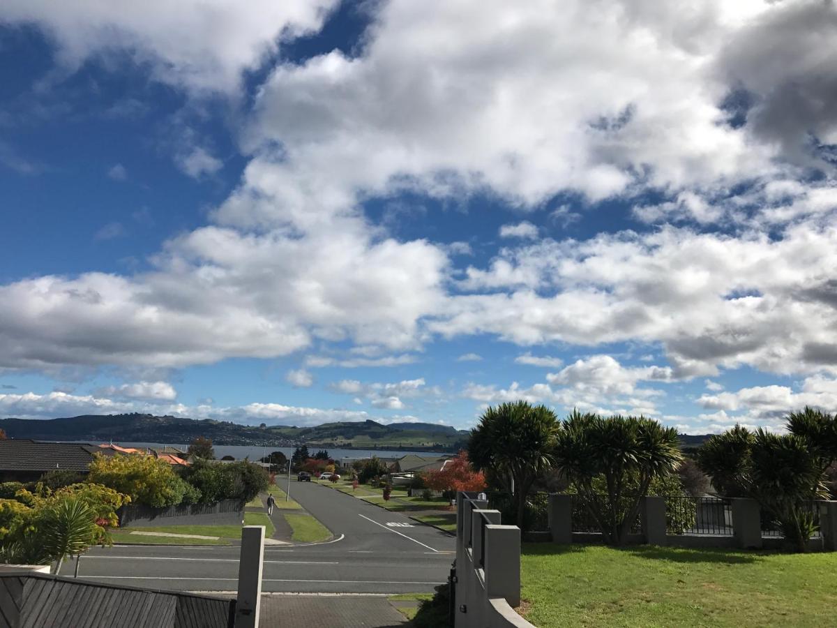 Lakeview Holiday Hideaway Lago Lago Taupo Exterior foto